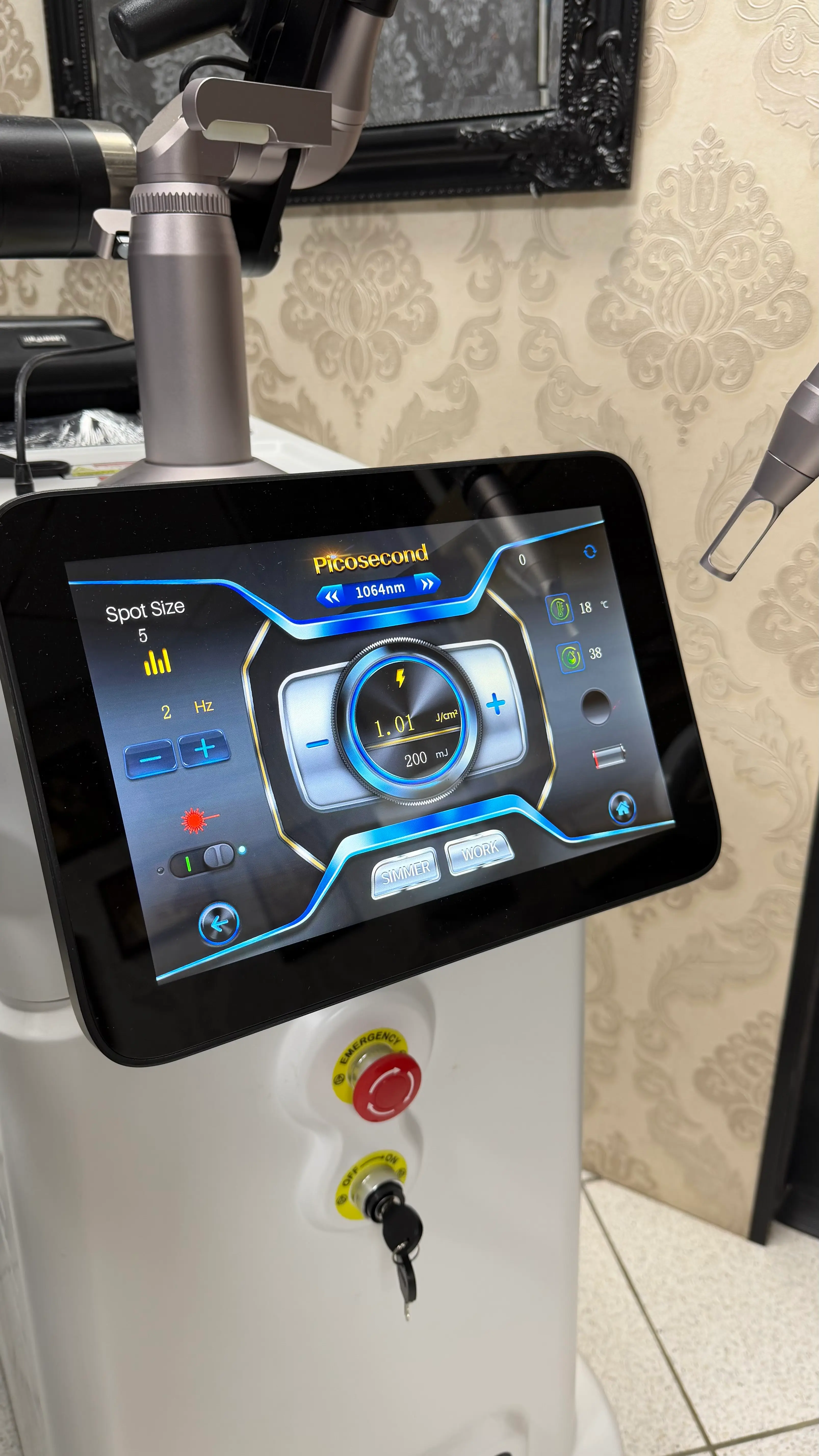 Pico laser zaslon in nastavitve